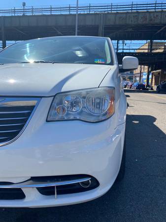 Chrysler town & country touring 2012 for sale in Brooklyn, NY – photo 4