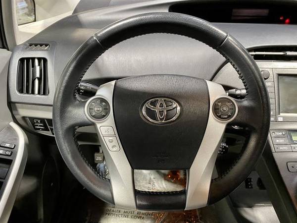 2010 Toyota Prius IV Hatchback 4D FWD/ SERVICED! - cars & trucks -... for sale in Portland, OR – photo 18