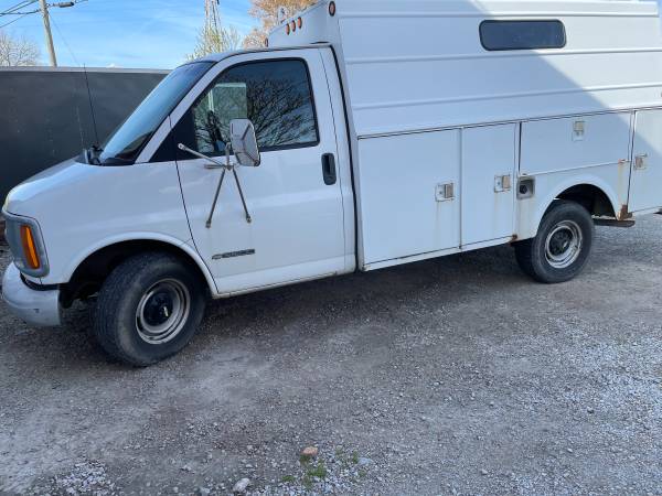 2001 Chevy Work Van Express 3500 for sale in Lancaster, OH – photo 6