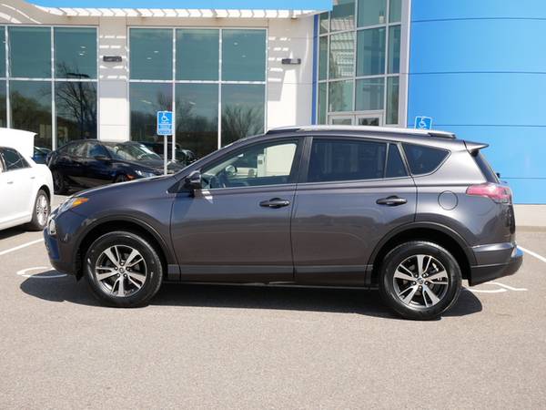 2018 Toyota RAV4 XLE - - by dealer - vehicle for sale in VADNAIS HEIGHTS, MN – photo 9