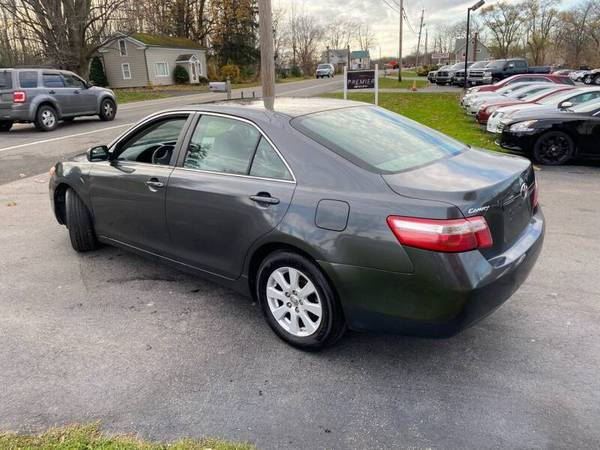 2009 Toyota Camry XLE Grey Leather Clean Heated seats... for sale in Spencerport, NY – photo 5