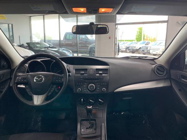 2012 Mazda MAZDA3 i Touring - - by dealer - vehicle for sale in Springfield, IL – photo 11
