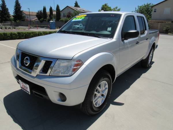 2015 NISSAN FRONTIER CREW CAB SV PICKUP 4WD 5 FT for sale in Oakdale, CA – photo 2