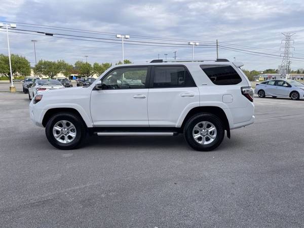 2020 Toyota 4Runner 4WD SR5 Premium - - by dealer for sale in Somerset, KY – photo 9