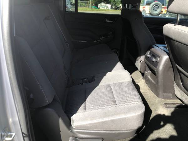 Chevrolet Suburban 4wd LS SUV Used Chevy Truck 8 Passenger Seating for sale in Winston Salem, NC – photo 15