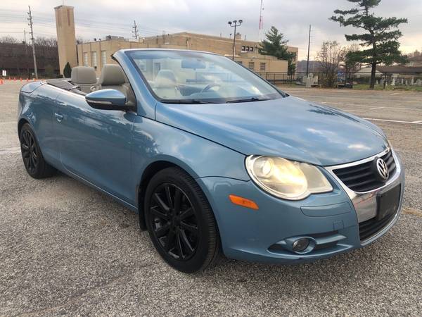 2009 VW EOS 2.0T Convertible !!!LOADED!!! - cars & trucks - by owner... for sale in Cleveland, OH – photo 4