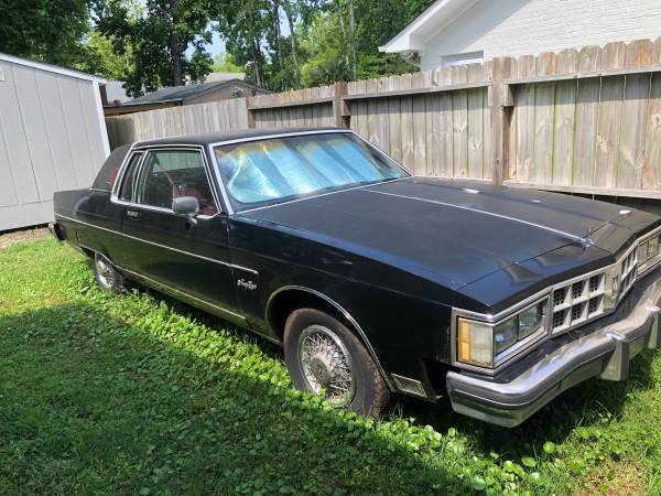 Oldsmobile 1982 98 Regency - cars & trucks - by owner - vehicle... for sale in Wilmington, NC – photo 4