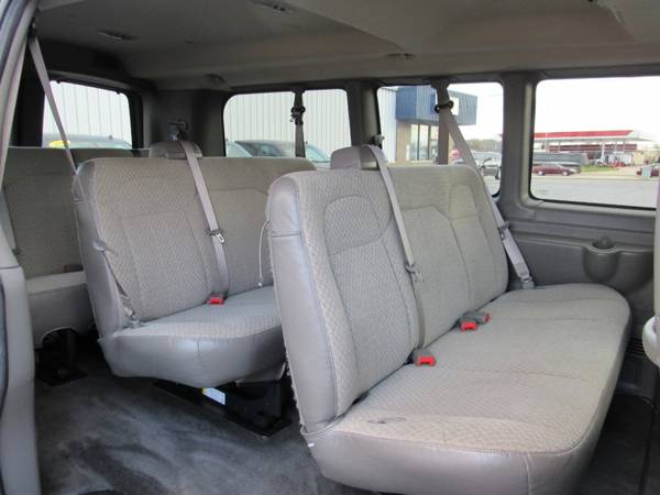 2012 CHEVROLET EXPRESS PASSENGER 2500 - cars & trucks - by dealer -... for sale in Rockford, IL – photo 22