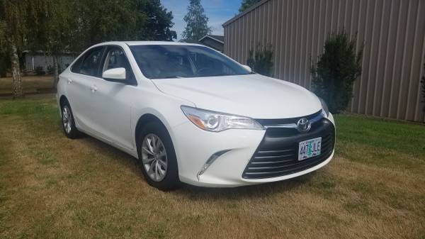 2016 Toyota Camry LE *29,000 Miles* for sale in Salem, OR – photo 2