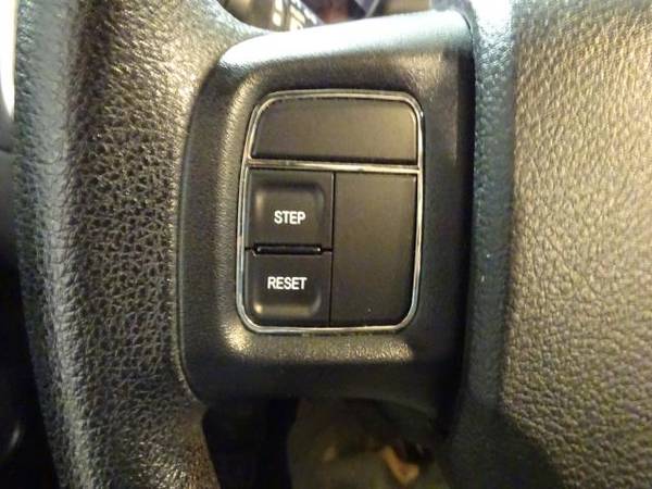 2013 Dodge Avenger Base - cars & trucks - by dealer - vehicle... for sale in Seymour, WI – photo 21