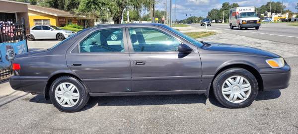 2001 Toyota Camry LE - LOW MILEAGE! - cars & trucks - by dealer -... for sale in TAMPA, FL – photo 2