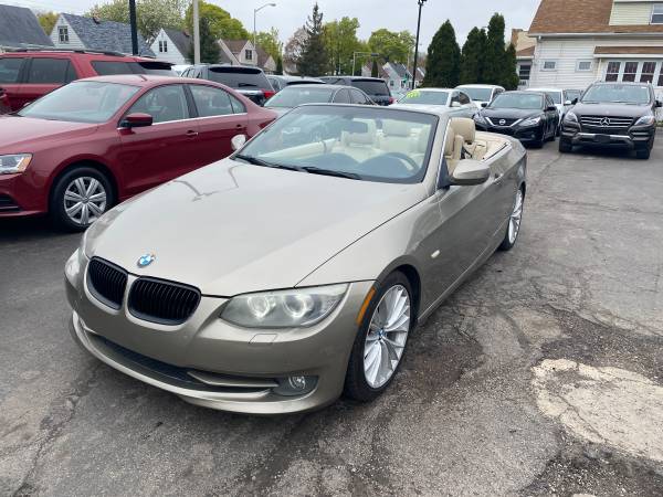 2011 BMW 335i CONVERTIBLE - - by dealer - vehicle for sale in milwaukee, WI – photo 3