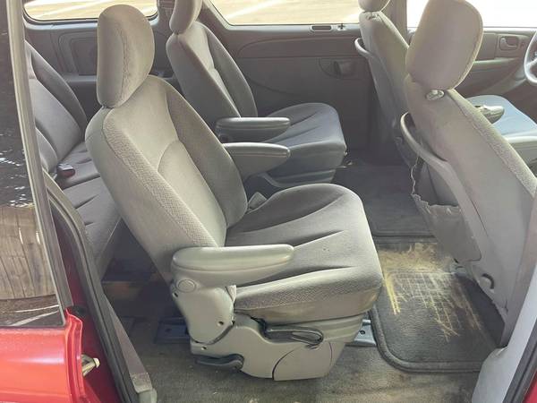 2006 Chrysler Town and County Mini-Van - - by dealer for sale in Smithfield, NC – photo 14