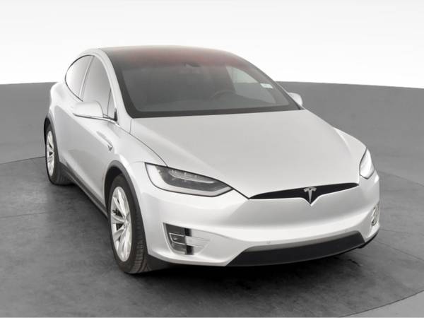 2016 Tesla Model X 75D Sport Utility 4D suv Silver - FINANCE ONLINE... for sale in Oklahoma City, OK – photo 16