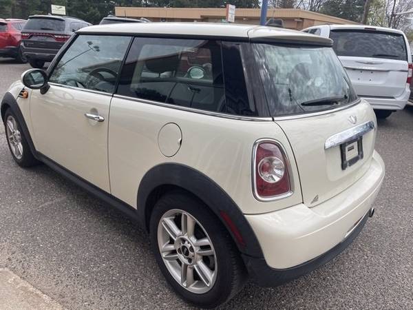 2013 MINI Cooper Base - - by dealer - vehicle for sale in Wausau, WI – photo 5
