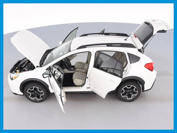 2015 Subaru XV Crosstrek Premium Sport Utility 4D hatchback White for sale in Sacramento , CA – photo 16