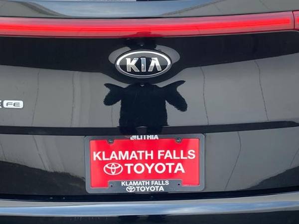 2017 Kia Sportage LX FWD SUV - - by dealer - vehicle for sale in Klamath Falls, OR – photo 12
