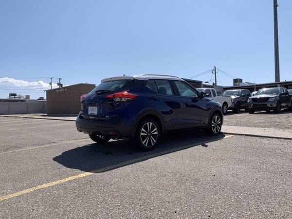 2019 Nissan Kicks suv Deep Blue Pearl/Fresh Powder - cars & trucks -... for sale in Albuquerque, NM – photo 4