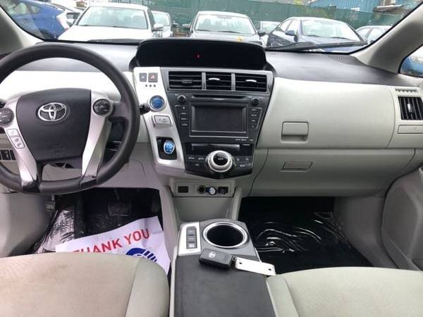 2012 Toyota Prius v Three - cars & trucks - by dealer - vehicle... for sale in Framingham, MA – photo 12