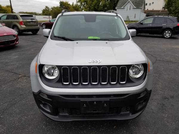 2015 Jeep Renegade Latitude 4WD HARD TO FIND 6SPD ONLY 46K MILES for sale in South St. Paul, MN – photo 5