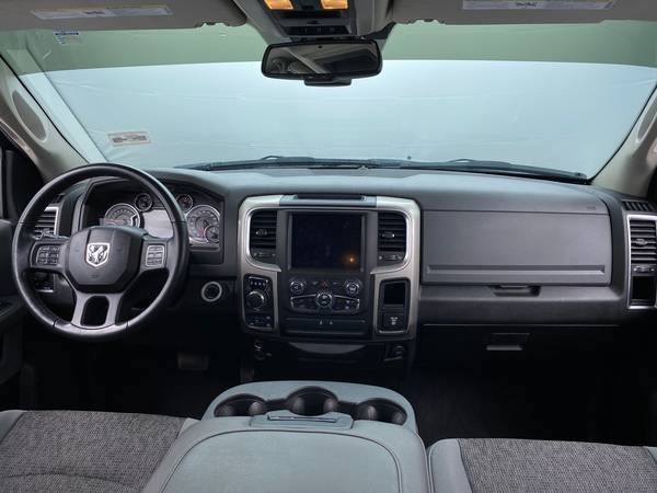 2019 Ram 1500 Classic Crew Cab SLT Pickup 4D 5 1/2 ft pickup Gray -... for sale in Riverdale, IL – photo 20