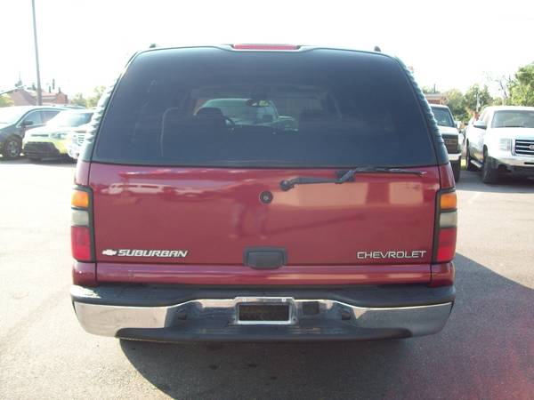 2004 Chevrolet Suburban LS 4WD - 153k mi - Non Smoker Driven - CLEAN for sale in Southaven, TN – photo 3