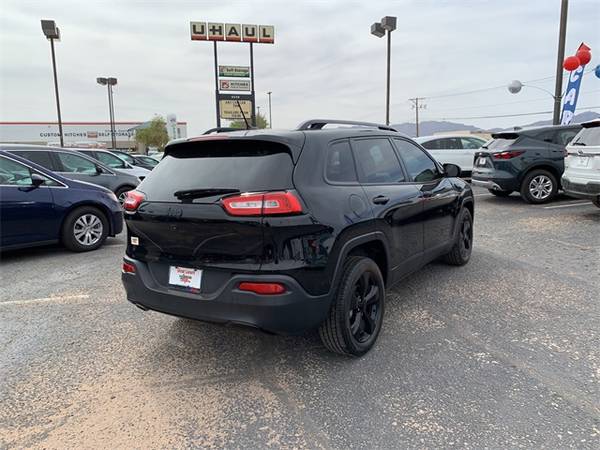 2018 Jeep Cherokee Latitude suv - - by dealer for sale in El Paso, TX – photo 8