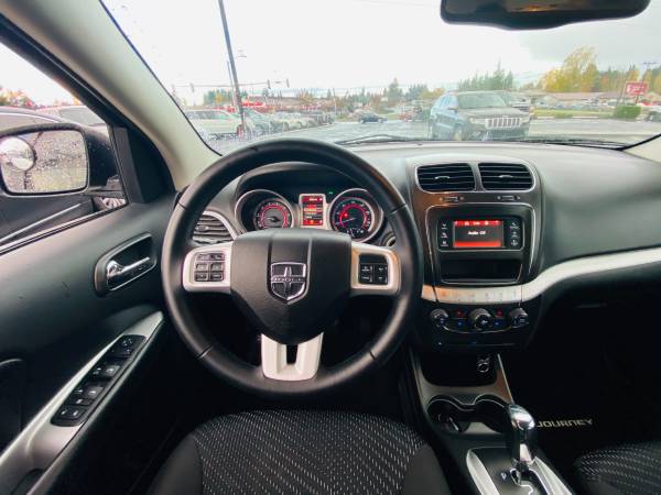 2017 Dodge Journey SE // 3rd row seating // LOW MILES - cars &... for sale in Vancouver, OR – photo 15