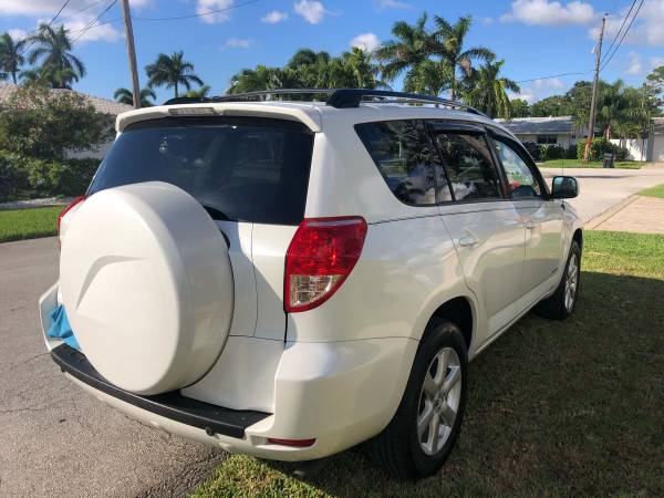 2007 TOYOTA RAV4 - V6 - LIMITED - cars & trucks - by owner - vehicle... for sale in North Miami Beach, FL – photo 2
