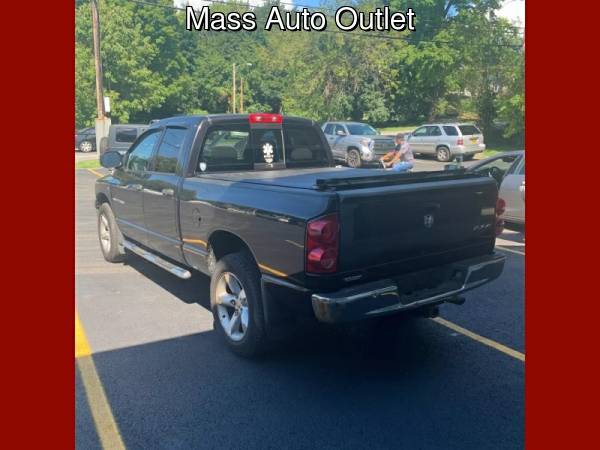 2007 Dodge Ram 1500 4WD Quad Cab 140.5 SLT - cars & trucks - by... for sale in Worcester, MA – photo 4
