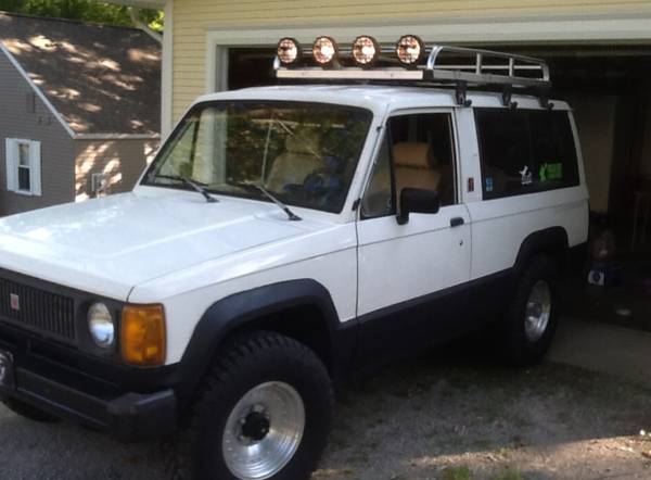 1984 Isuzu Trooper 2 - cars & trucks - by owner - vehicle automotive... for sale in Columbia City, IN – photo 2