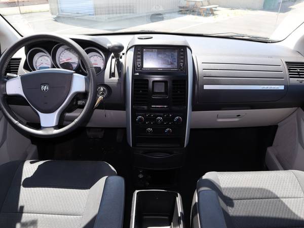 2010 Dodge Grand Caravan Hero - - by dealer - vehicle for sale in Indianapolis, IN – photo 6