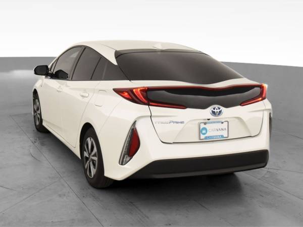 2018 Toyota Prius Prime Premium Hatchback 4D hatchback White -... for sale in Long Beach, CA – photo 8