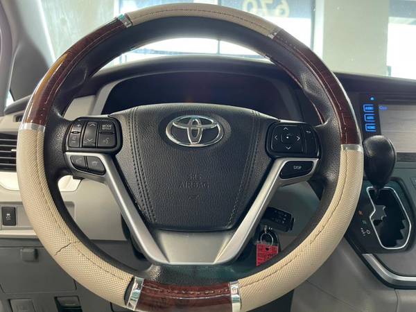 2015 Toyota Sienna 5dr 7-Pass Van LE AAS FWD (Natl) Guaranteed for sale in Inwood, NJ – photo 19