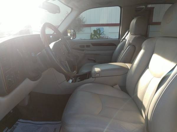 2005 Cadillac Escalade Base for sale in Greenfield, WI – photo 2