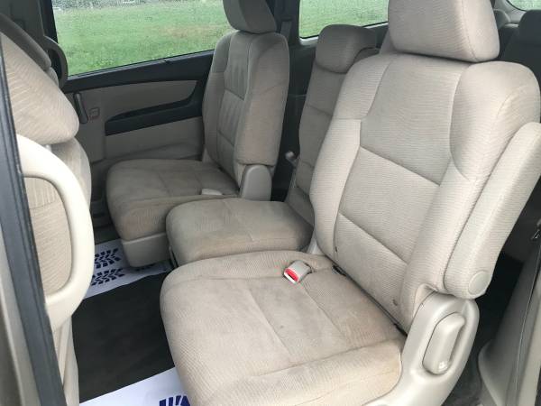 2011 Honda Odyssey EX - Roomy Interior, Gas Saver and Reliable VAN for sale in Austin, TX – photo 13