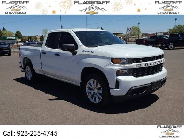 2020 Chevy Chevrolet Silverado 1500 Custom pickup White - cars & for sale in Flagstaff, AZ