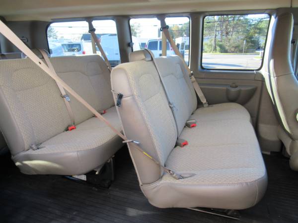 2020 GMC Savana 3500 12 Passenger Van-2 8L DURAMAX DIESEL - cars & for sale in Chesapeake , VA – photo 12