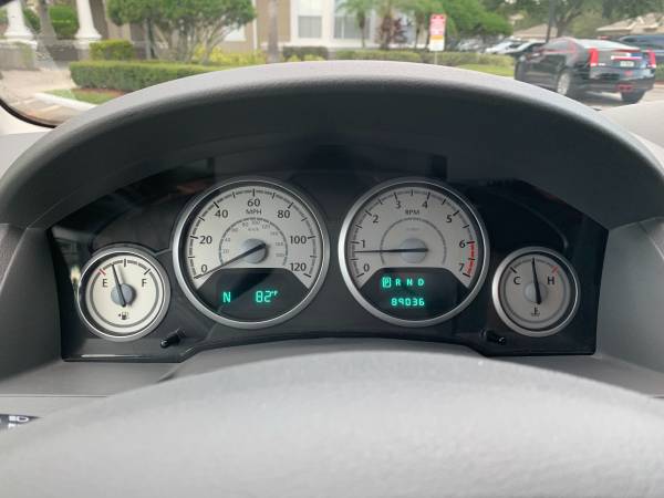 2009 Chrysler Town & Country Touring 89,000 Low Miles 3rd Row 7 Pass for sale in Orlando, FL – photo 2