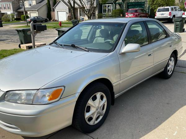 Toyota Camry 2001 (4 cylinders) SUPER CLEAN - - by for sale in Vernon Hills, IL – photo 11