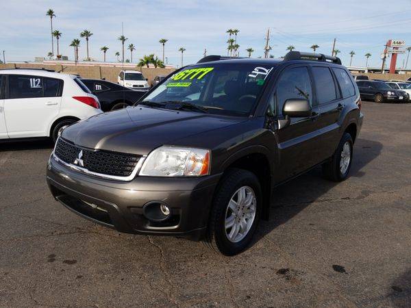 2011 Mitsubishi Endeavor LS 2WD FREE CARFAX ON EVERY VEHICLE for sale in Glendale, AZ – photo 2