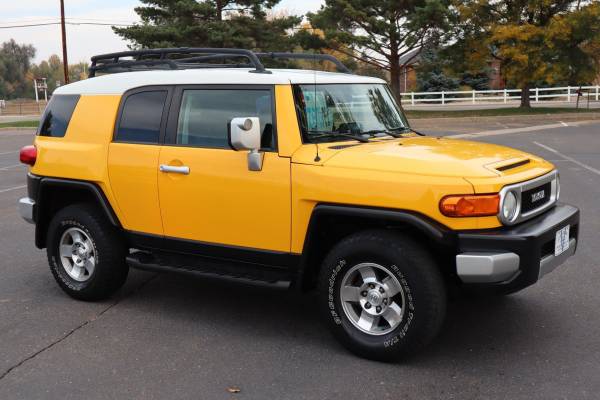 2008 Toyota FJ Cruiser 4x4 4WD Base SUV - cars & trucks - by dealer... for sale in Longmont, CO – photo 2