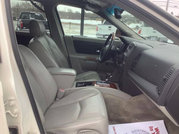 2004 Cadillac SRX! Loaded! Clean Carfax! - cars & trucks - by dealer... for sale in Ortonville, MI – photo 19