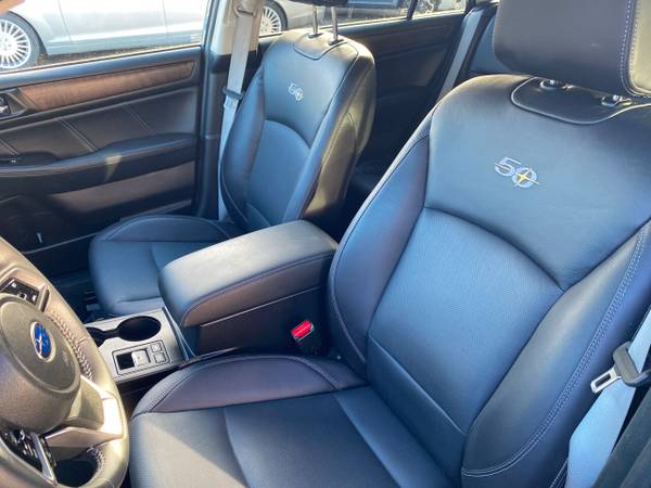 2018 Subaru Outback 2.5i AWD 50th Anniversary - NAVI - 30,000 Miles... for sale in Chicopee, MA – photo 11