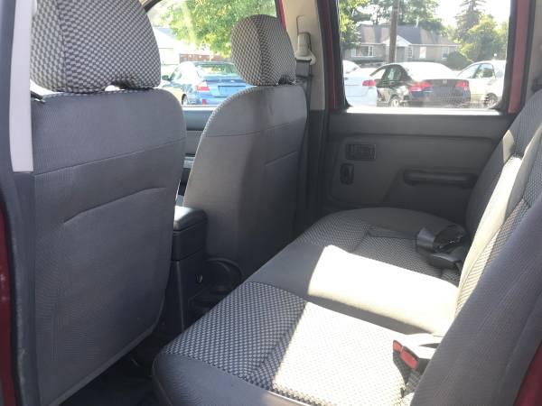 2002 NISSAN FRONTIER CREW CAB SE for sale in Indianapolis, IN – photo 17
