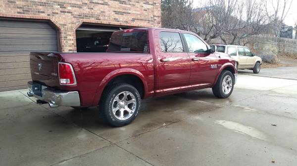 Only 20,300 miles Sun Roof Laramie crew cab 4x4 Ram 1500 Eco Diesel... for sale in Perry City, ID – photo 8