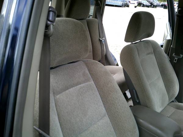 Hyundai Santa Fe GLS Clean SUV 91K Miles **1 Year Warranty** - cars... for sale in hampstead, RI – photo 11
