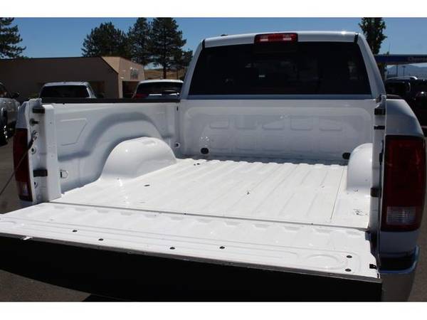 2018 Ram 1500 truck SLT (Bright White Clearcoat) for sale in Lakeport, CA – photo 23