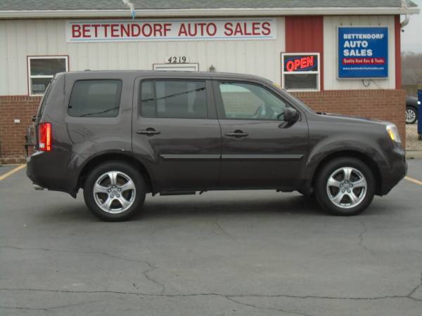 2012 Honda Pilot EXL with DVD 4WD - - by dealer for sale in Bettendorf, IA – photo 2