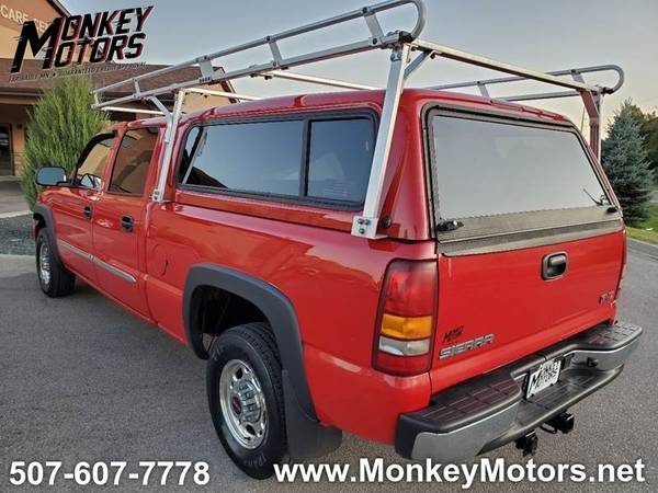 2003 GMC Sierra 1500HD 4dr Crew Cab 4WD // LOW MILES // ONE OWNER for sale in Faribault, MN – photo 6
